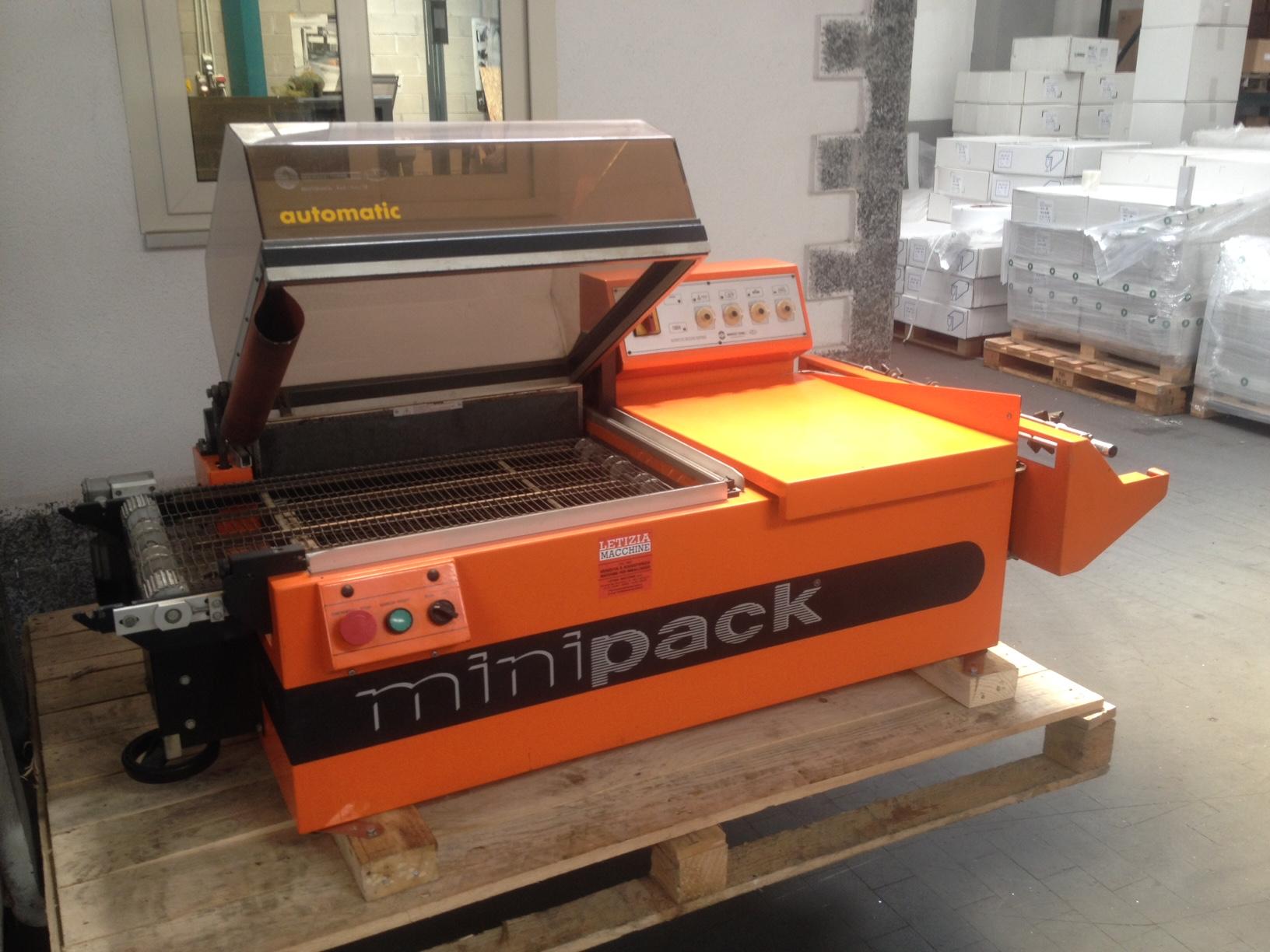 MINIPACK FM 76 A USATA FOTO 2.jpg Confezionatrice a campana automatica a nastro usata - foto 1